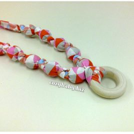 Nursing Necklace – Coral Triangle