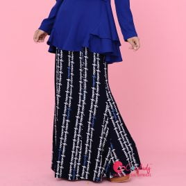 Printed Skirt – Blue Stencil