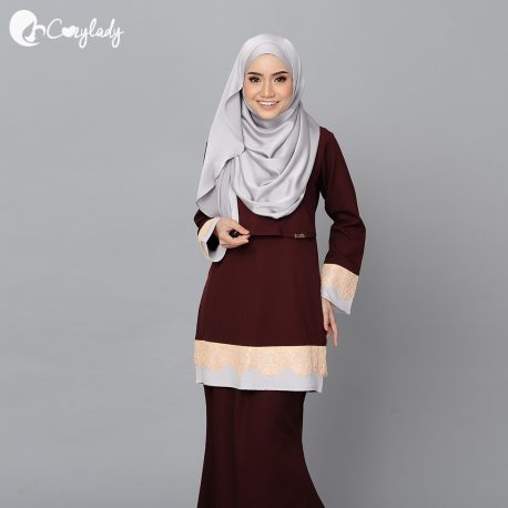 Baju-kurung-menyusu-selak-11