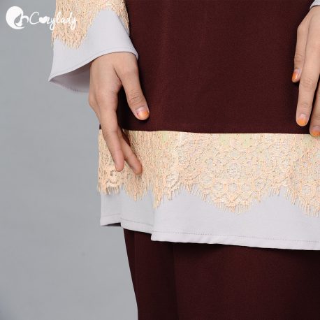 Baju-kurung-menyusu-selak-12