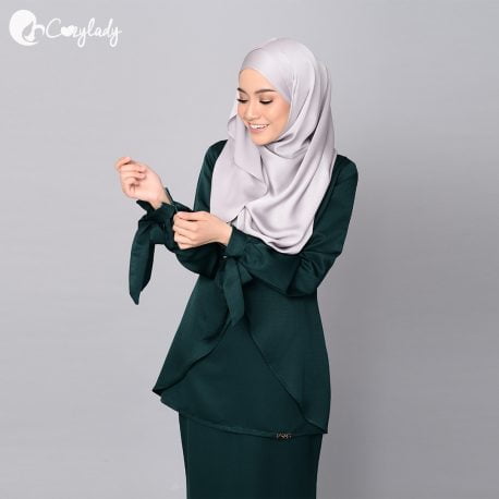 baju-kurung-menyusu-selak-9