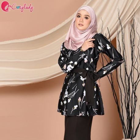 Baju kurung menyusu selak 13