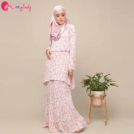 Baju kurung menyusu selak 24