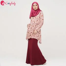 Estran Kurung – Maroon Floral